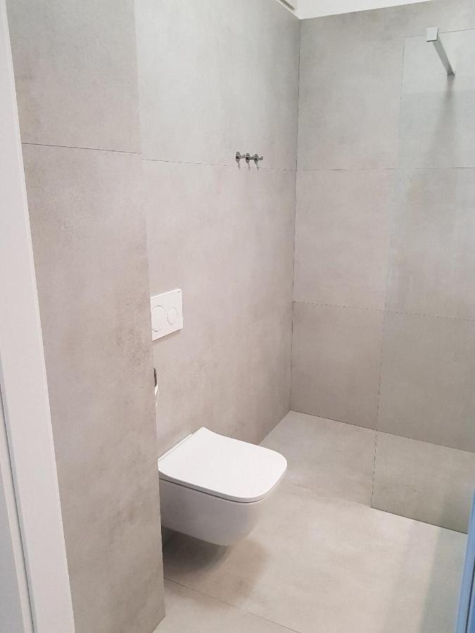 Apartamenty Towarowa Poznań Buitenkant foto